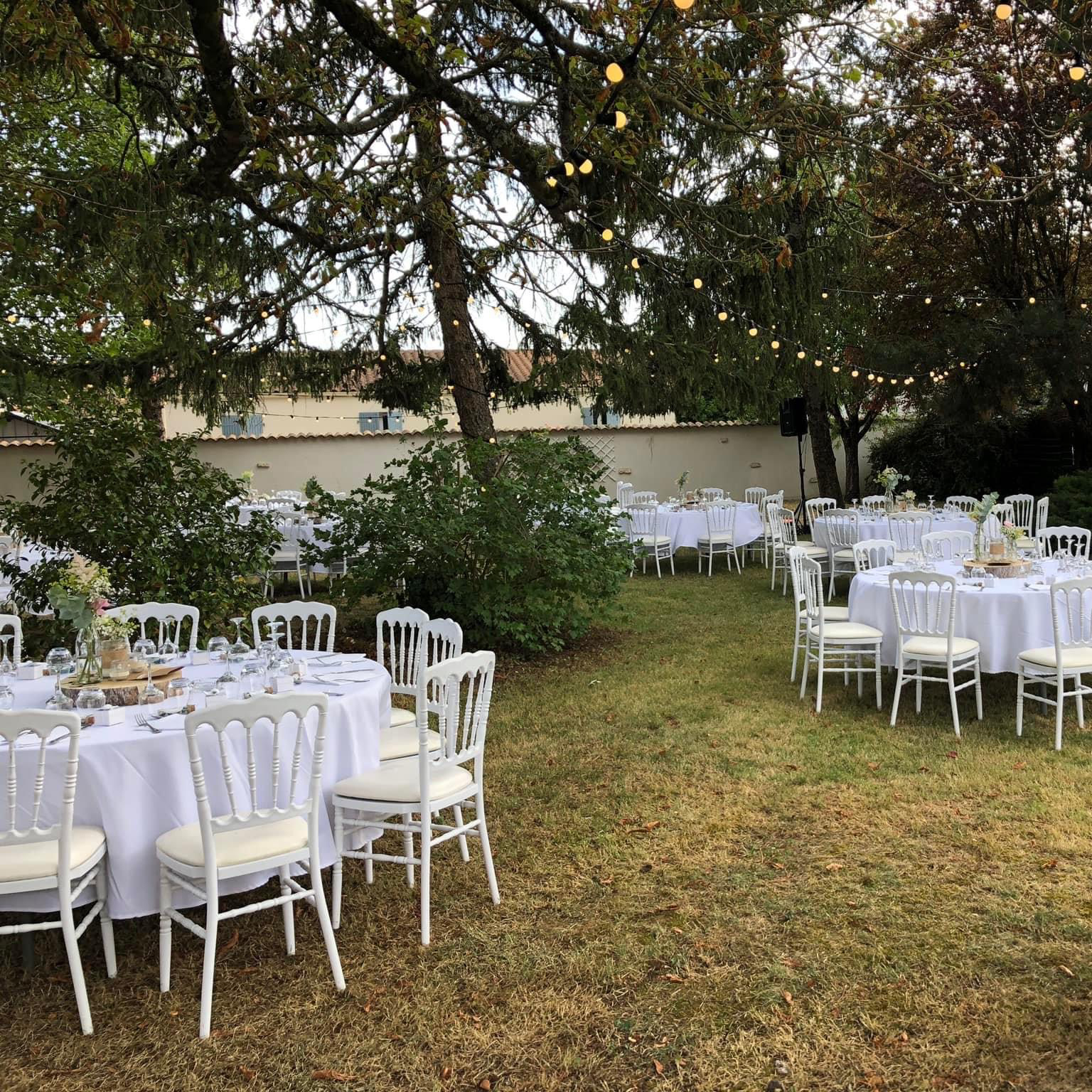 Location - [PACK] Table ronde de 10 personnes - Pack Essentiel main image 1